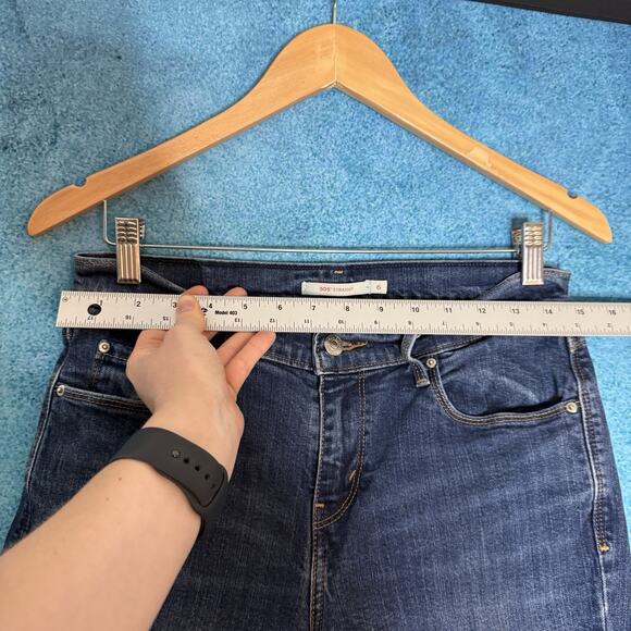 Levi's 505 Jeans Women's Size 28x30 Blue Denim Mid Rise Straight Leg - Picture 5 of 14